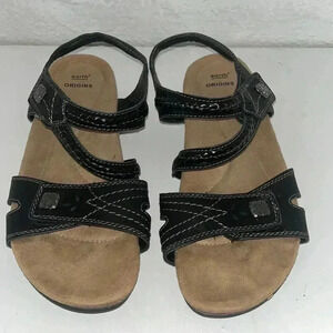 Earth Origins Bosk Benson Leather Ankle
Strap Sandals Woman's 8